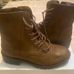 Women Brown Boots size 7